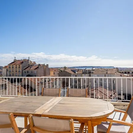 Avec Terrasse Et Vue Cannes